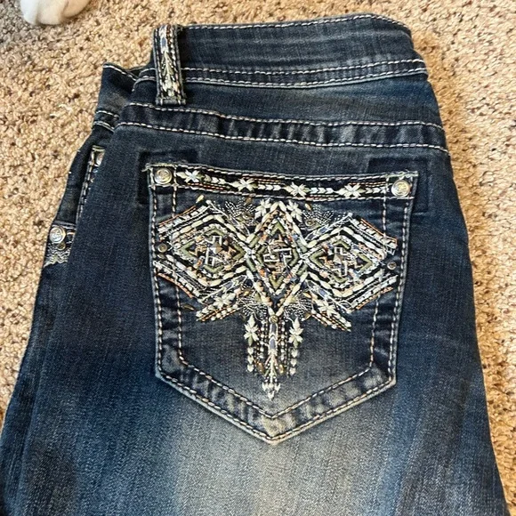 Dark Wash Embellished Pocket Women’s Jeans - Picture 2 of 6